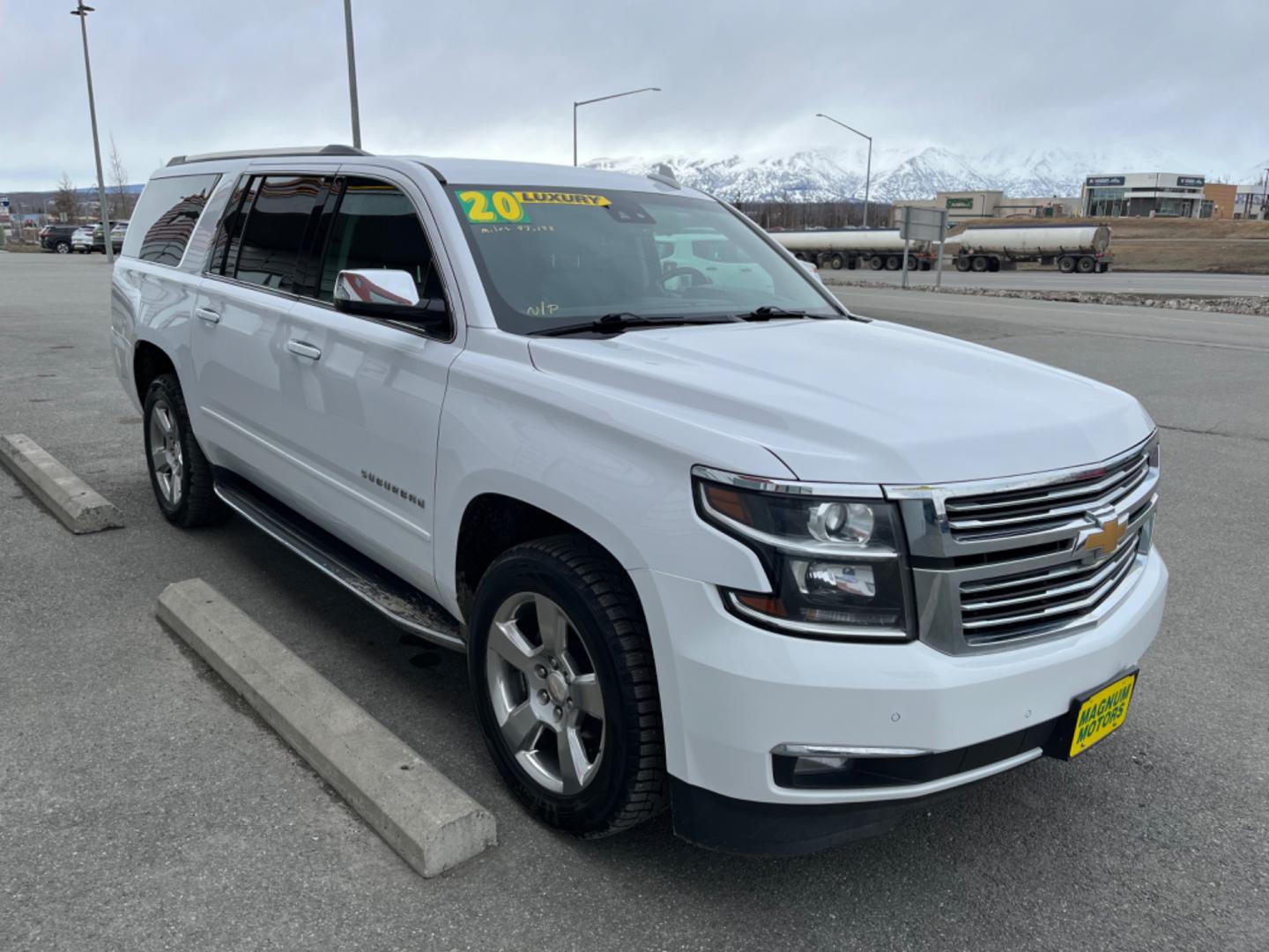 2020 WHITE /black leather CHEVROLET SUBURBAN PREMIER (1GNSKJKC4LR) with an 5.3L engine, Automatic transmission, located at 1960 Industrial Drive, Wasilla, 99654, (907) 274-2277, 61.573475, -149.400146 - Photo#5